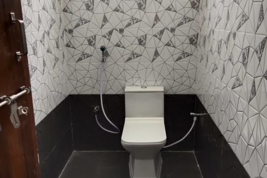 2 BHK LUXURY APARTMENT FOR SALES IN GAJULARAMARAM – READY TO MOVE