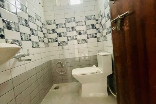 2 BHK LUXURY APARTMENT FOR SALES IN GAJULARAMARAM – READY TO MOVE