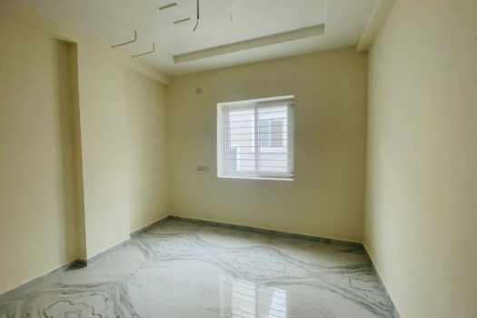 2 BHK LUXURY APARTMENT FOR SALES IN GAJULARAMARAM – READY TO MOVE
