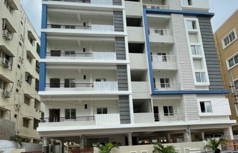 2 BHK LUXURY APARTMENTS FOR SALES IN MIYAPUR - READY TO MOVE
